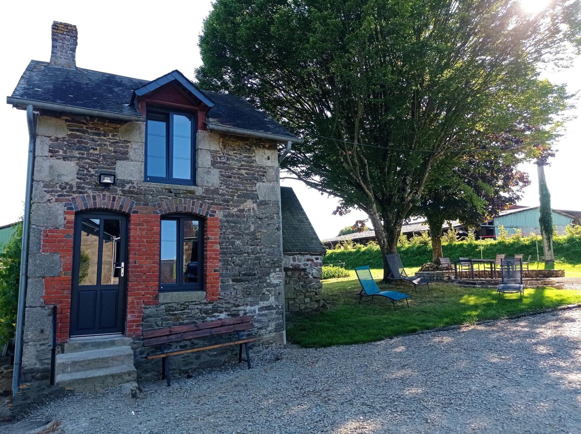 Gite Les Tongs Des Pres, Au Coeur Du Parc Normandie Maine Livaie Kültér fotó